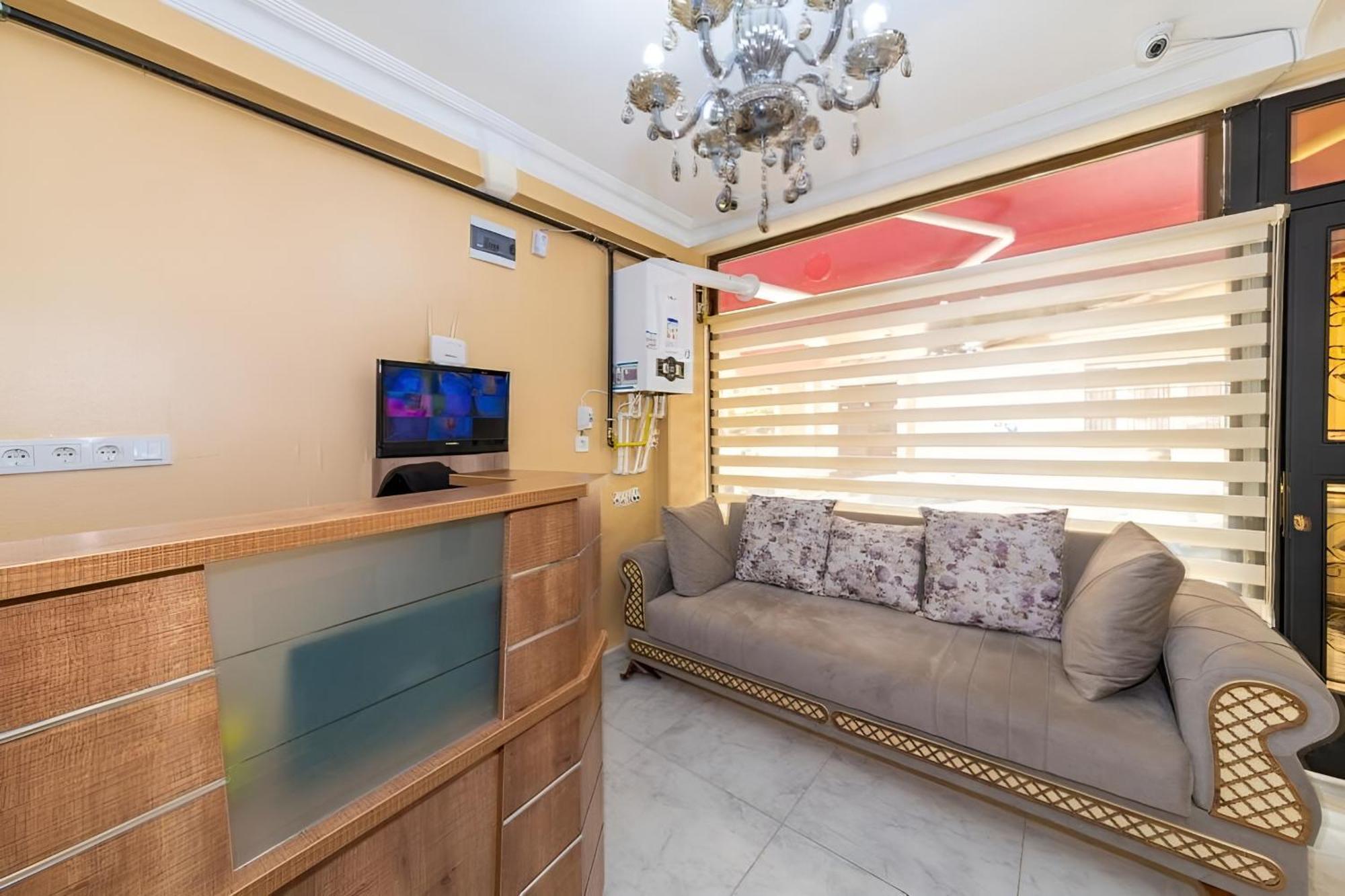 Grand Romanos Hotel Istanbul Exterior photo