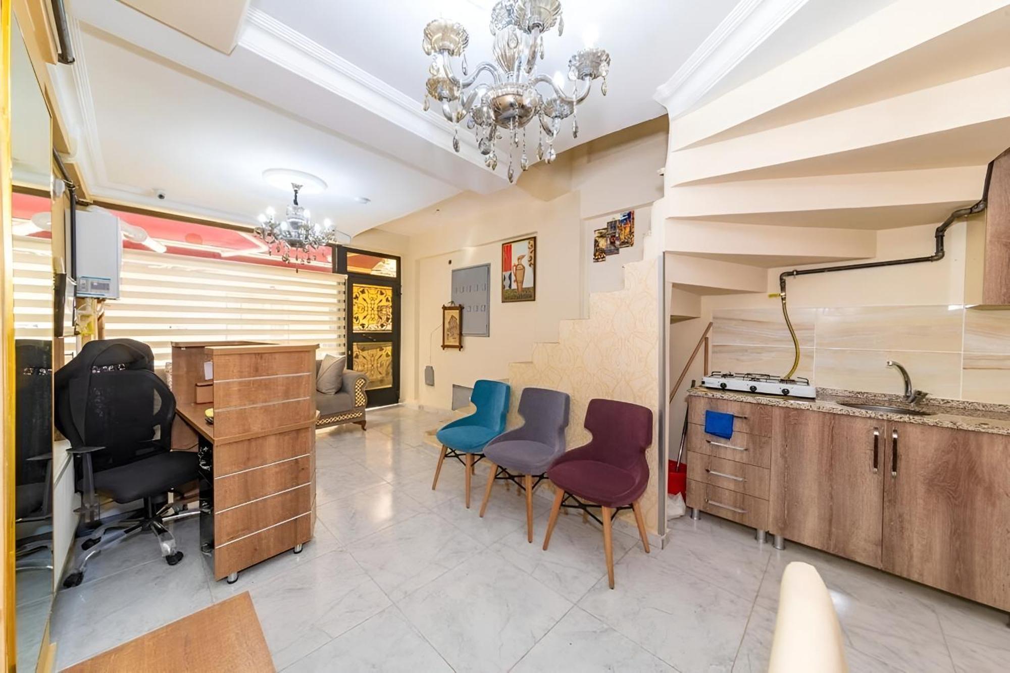 Grand Romanos Hotel Istanbul Exterior photo